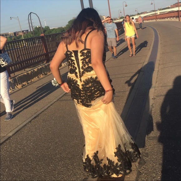 Prom Dress - Picture 2 of 4